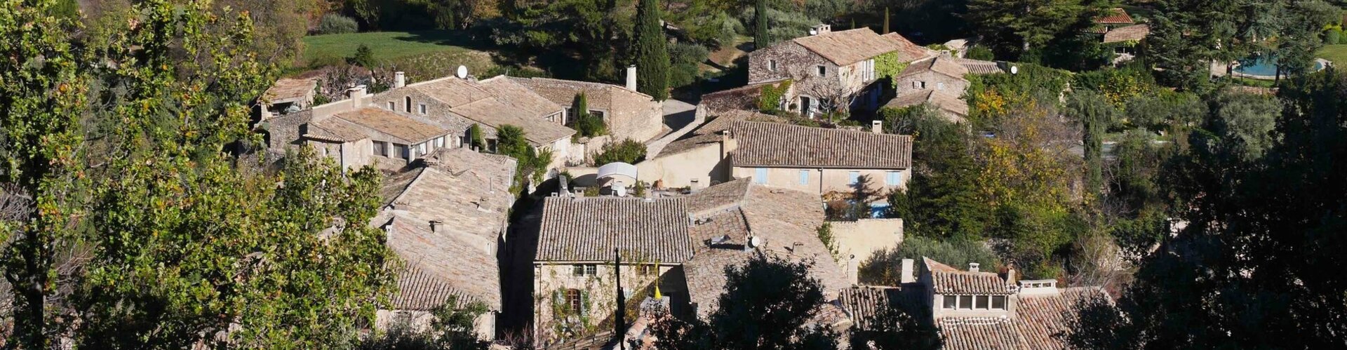 Luberon Coeur de Provence est une destination nature totalement intégrée dans le territoire du Parc Naturel Régional du Luberon 
